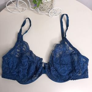 Christian Dior Vintage Lace bra size 36B